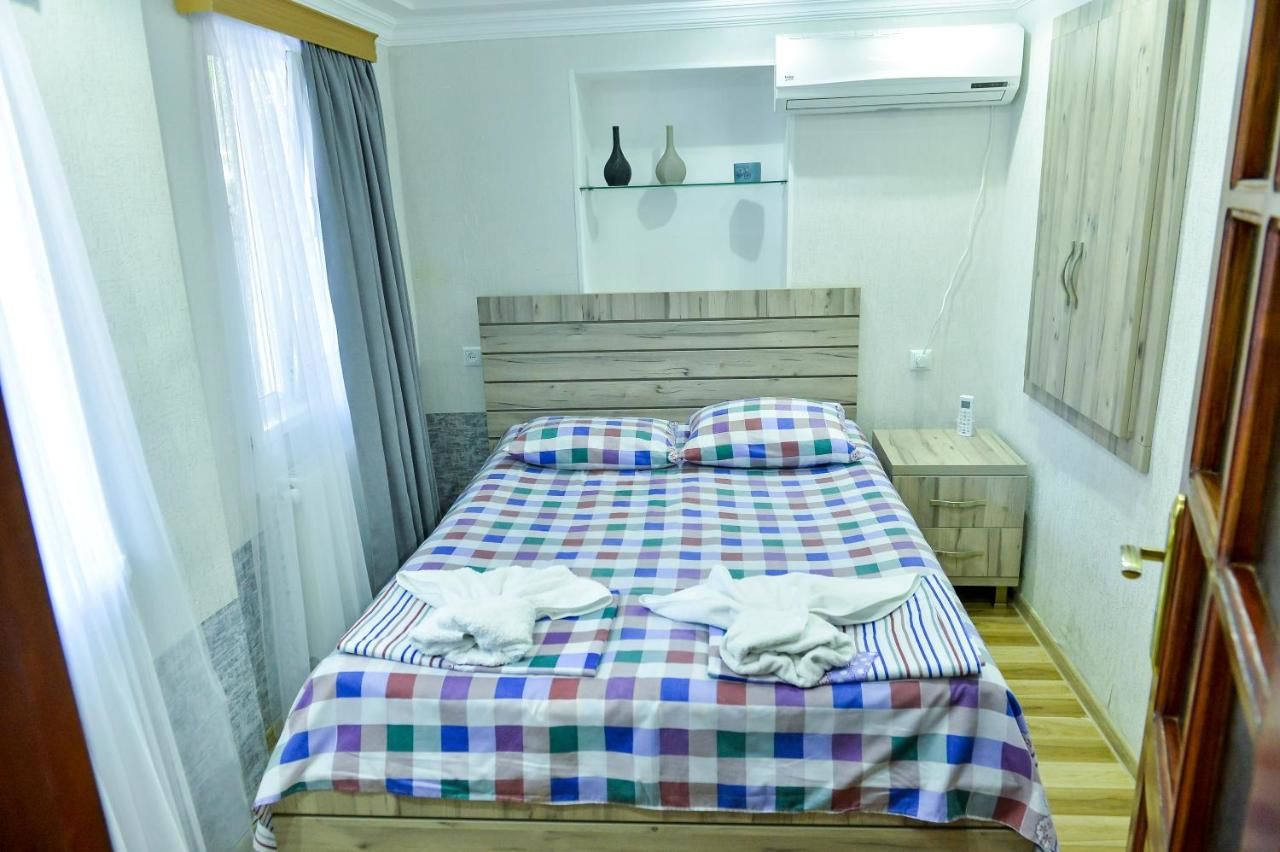 Отель Guest House Mizandari Кутаиси-9