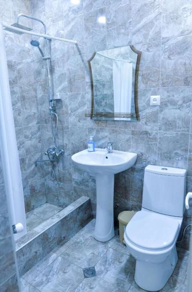 Отель Guest House Mizandari Кутаиси-20