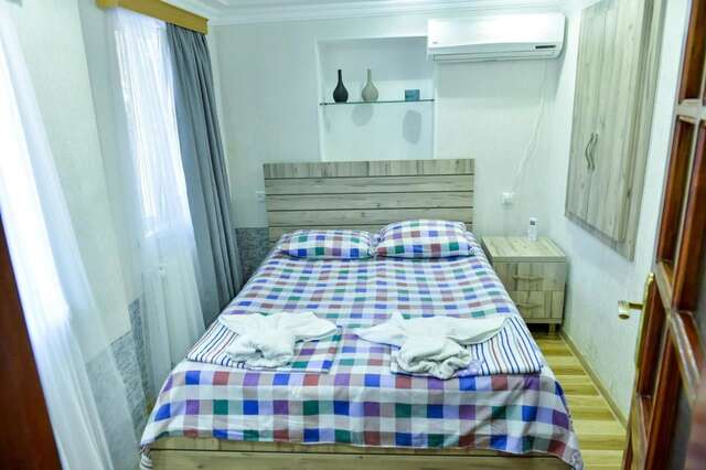 Отель Guest House Mizandari Кутаиси-8